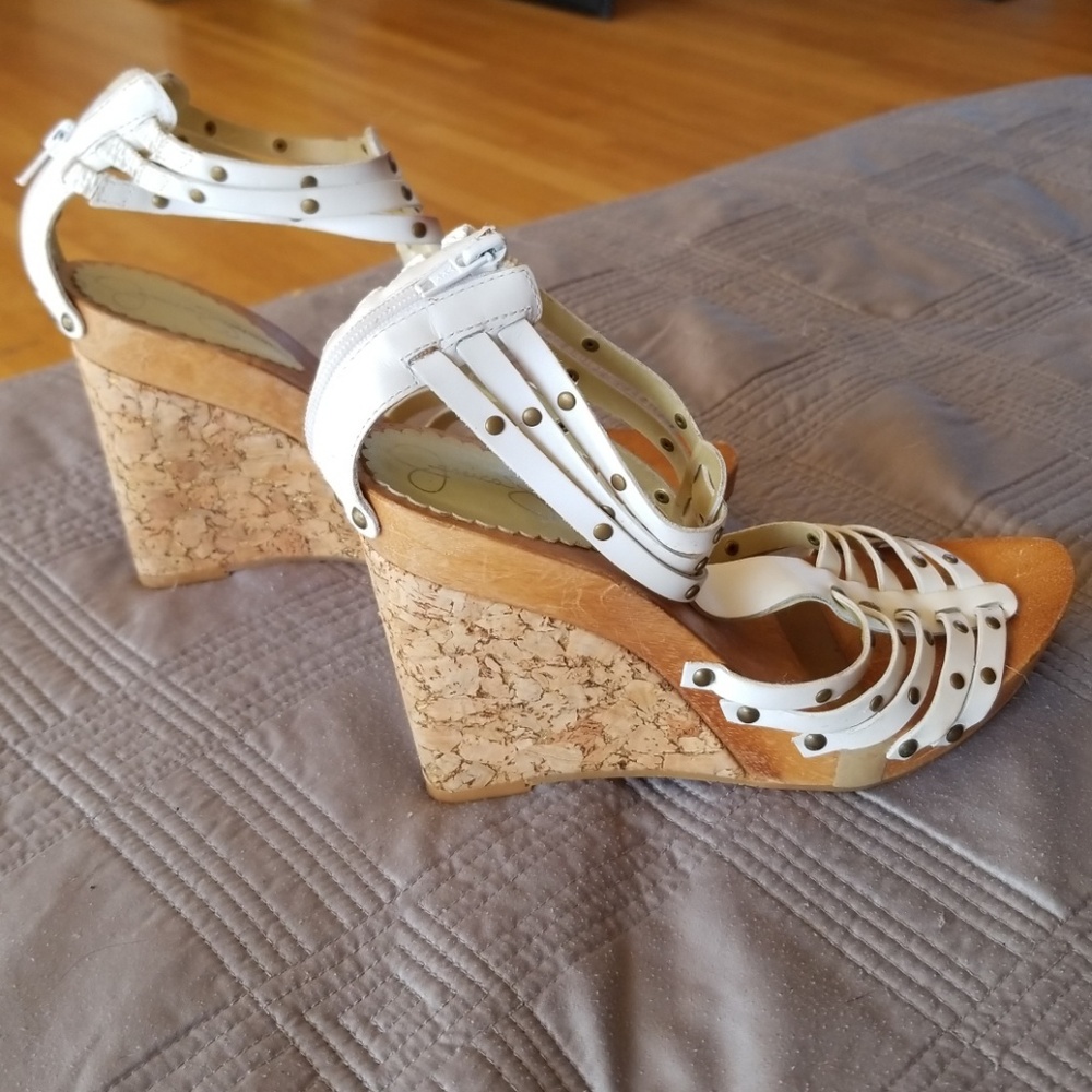 Jessica Simpson heals